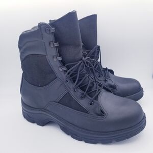 NWOT Thorogood 8" Waterproof Insulated Peacekeeper Black Boots size 9.5 W